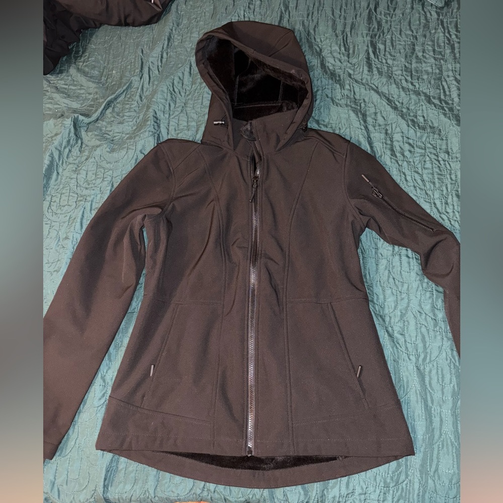 Free Country Women’s Black Hooded Softshell Jacket